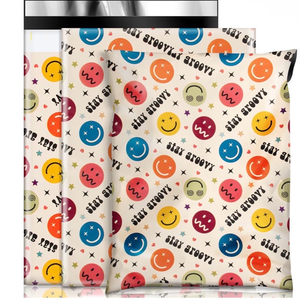 25 pe Stay Groovy Patterned Poly Mailers 10”x13”